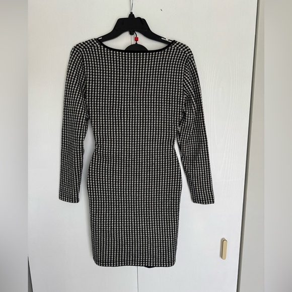 100% Cashmere Warm Long Sleeves Square Neck Houndstooth Dress 6 golden buttons S - Picture 4 of 10